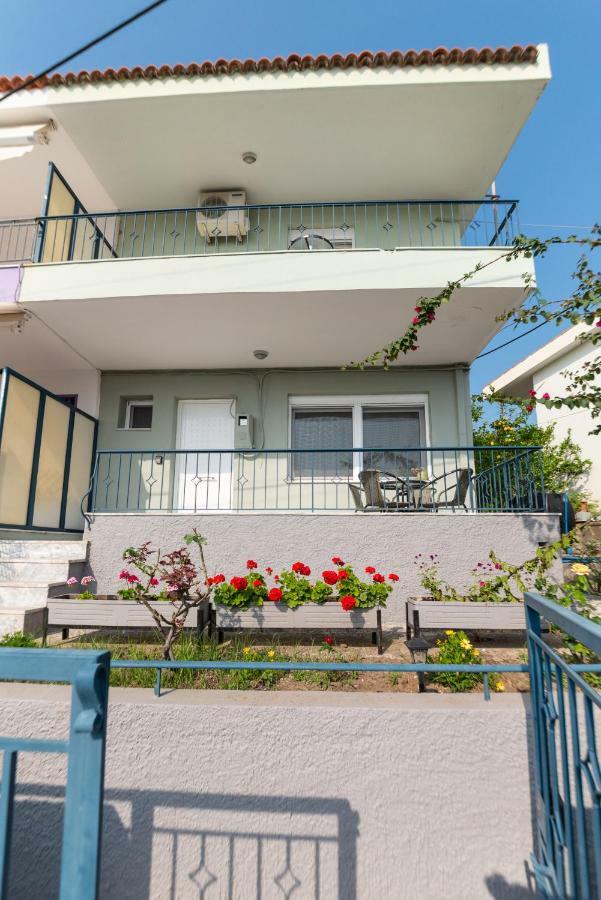 Akadimia Luxury Apartment Mytilíni Exterior foto