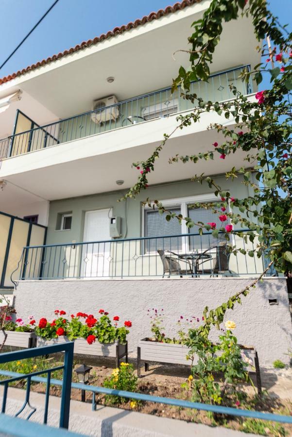 Akadimia Luxury Apartment Mytilíni Exterior foto